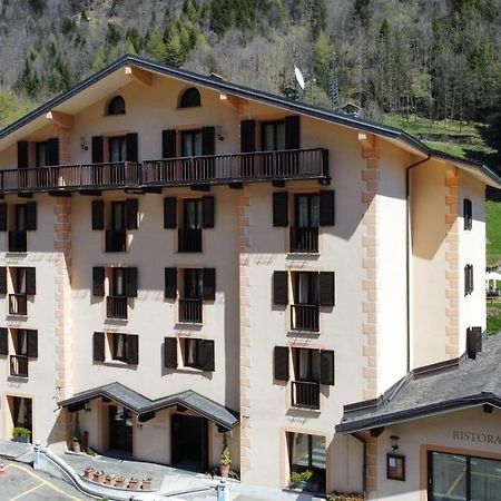 MH Cristallo Alagna Valsesia Esterno foto